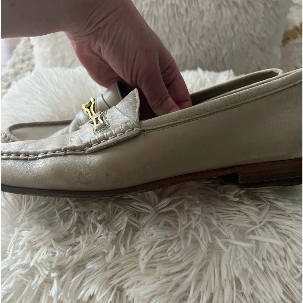 Salvatore Ferragamo moccasin/loafer with gancini ornament - Picture 6 of 16